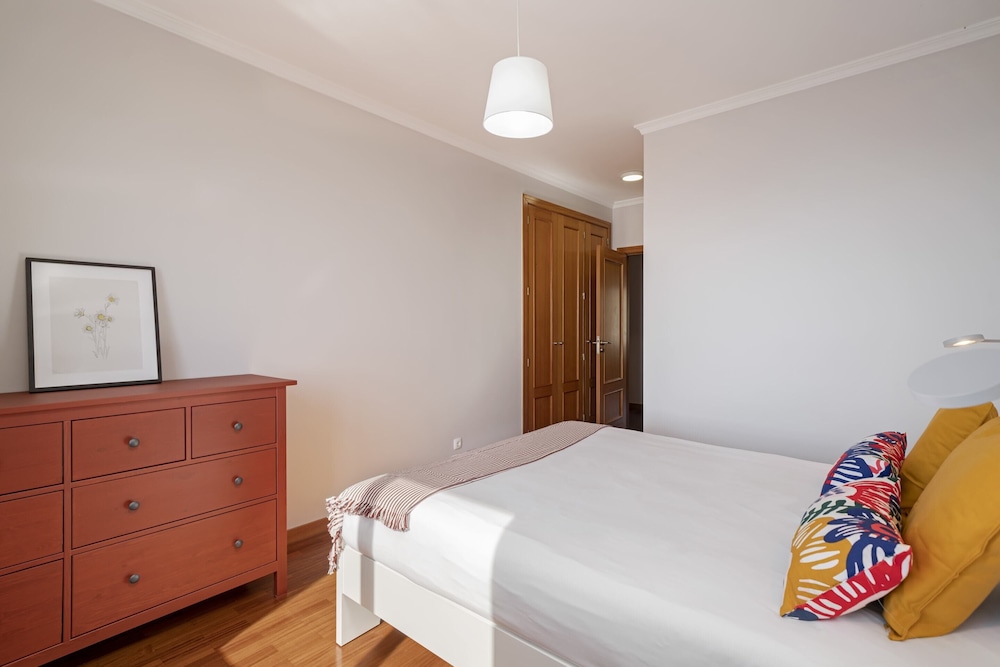 Basic Apartment, Multiple Beds, Sea View photo 2