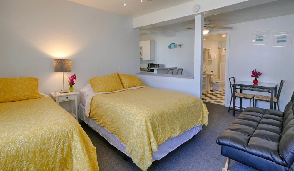 Family Studio Suite, Multiple Beds, Patio, Partial Ocean View
