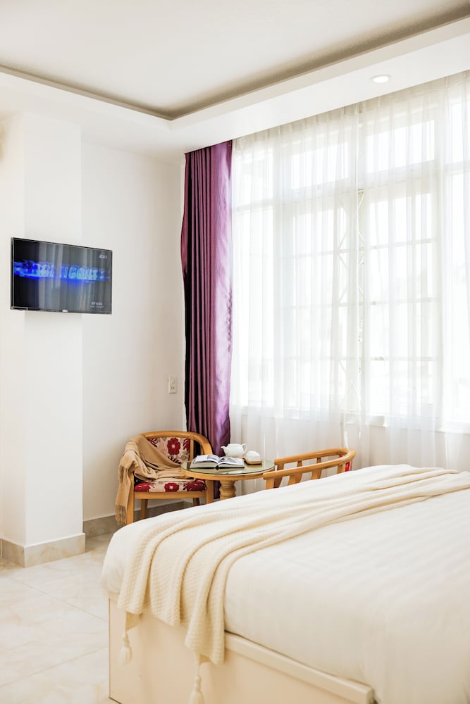 Superior Double Room Single Use, 1 Queen Bed