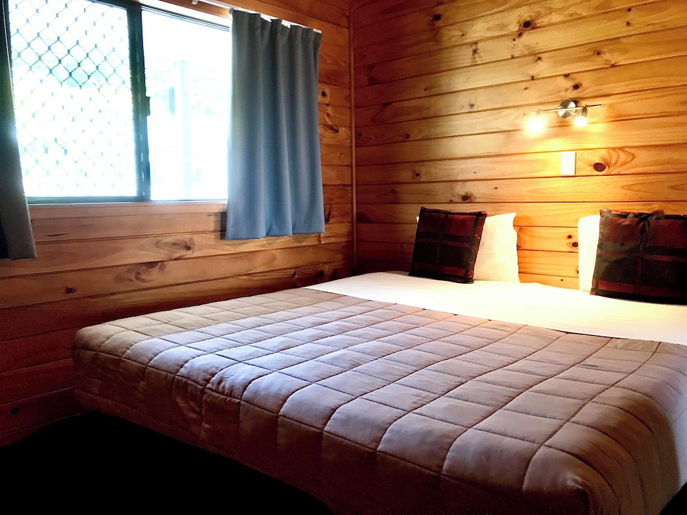 1 Bedroom Apartment - Photo 3