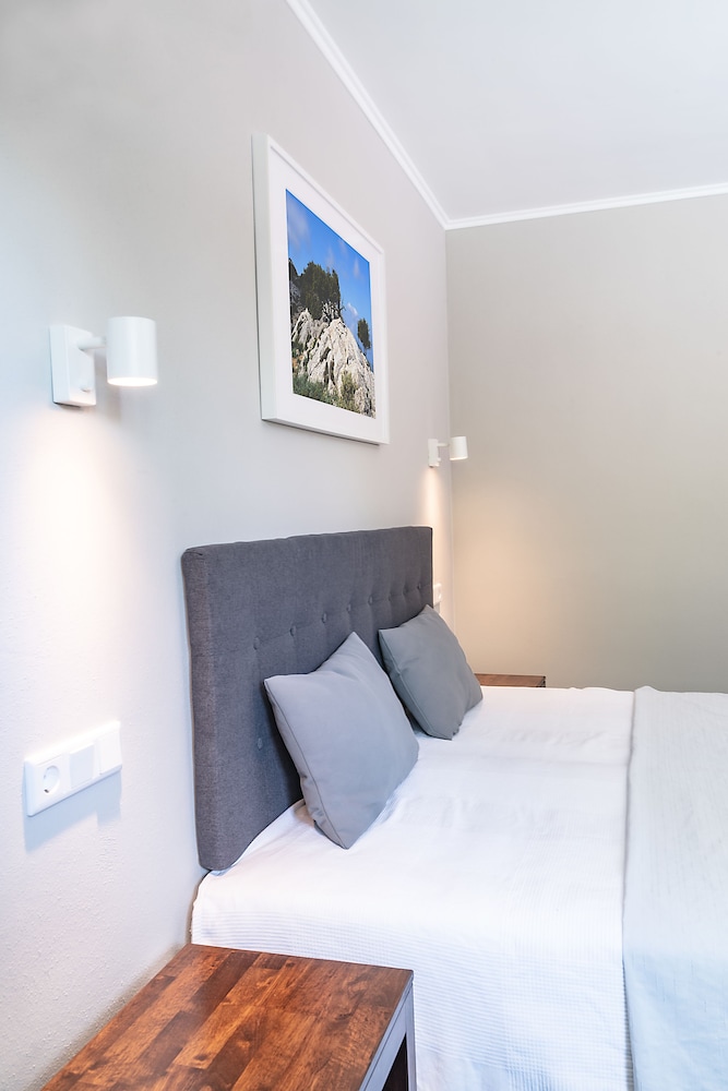 Classic Triple Room photo 3