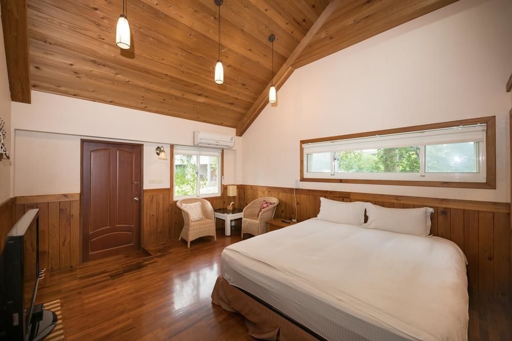 Standard 1 Bedroom Cabin photo 3