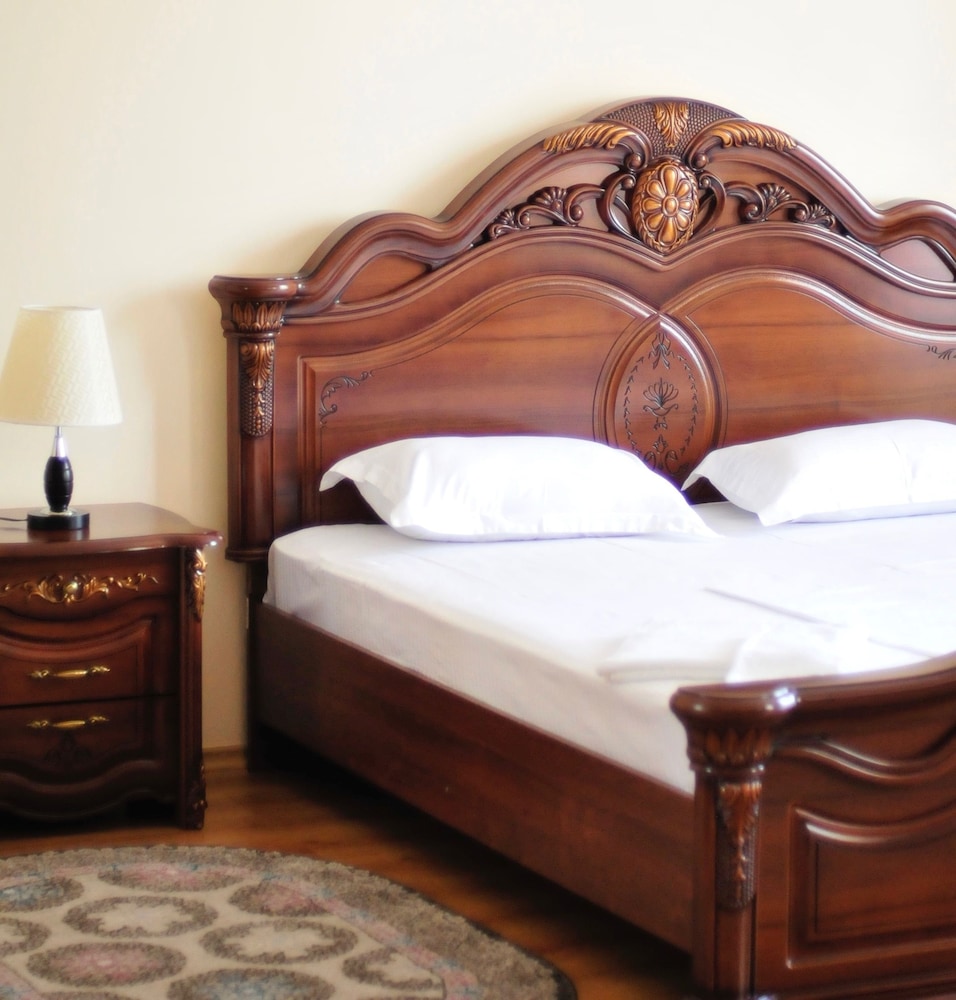 Suite, 1 King Bed, Balcony