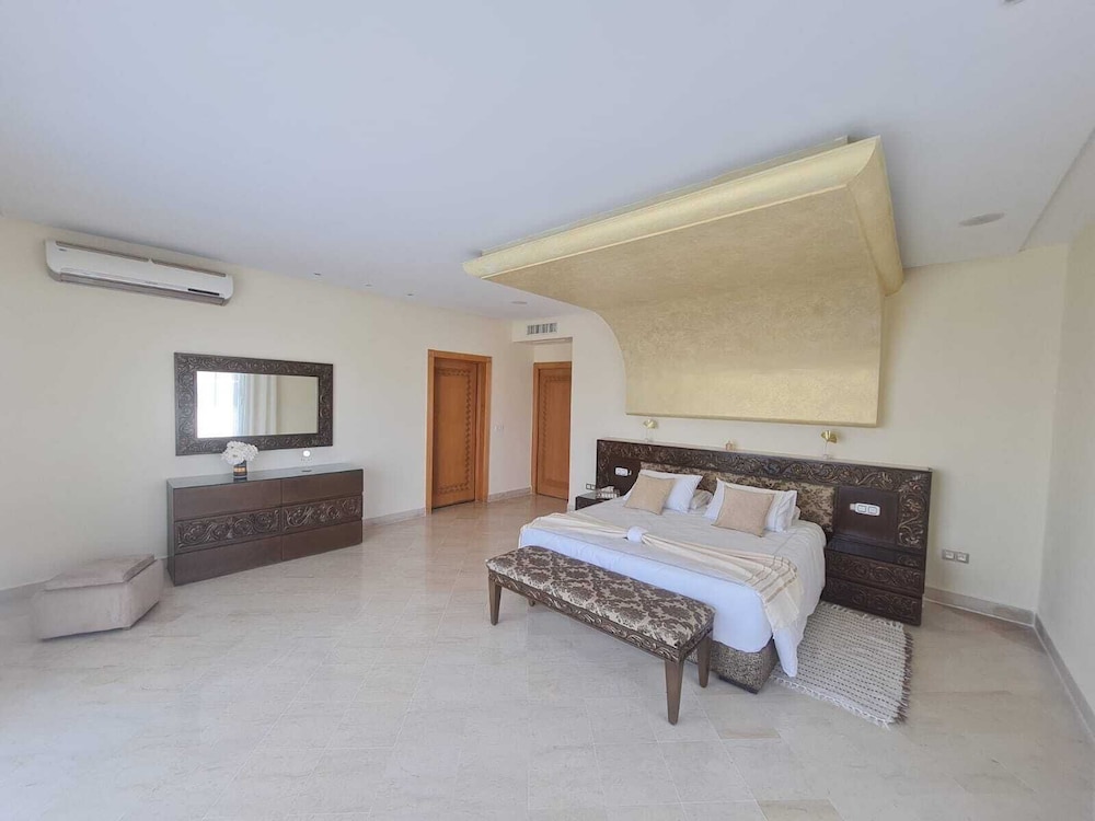 Grand Suite, Lake View photo 1