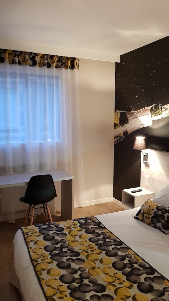 Standard Twin Room (with SAUNA access) photo 3