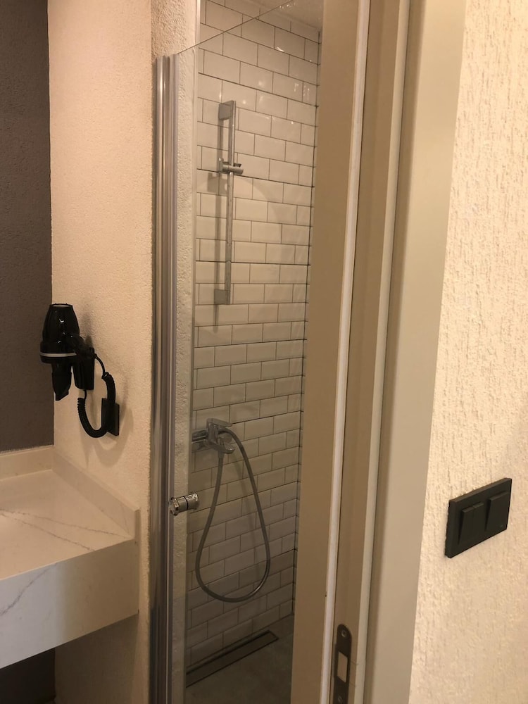 Deluxe Room - Photo 18
