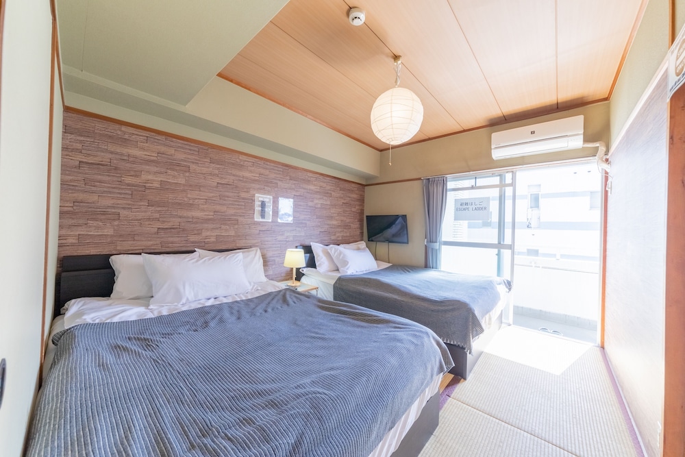 Room502