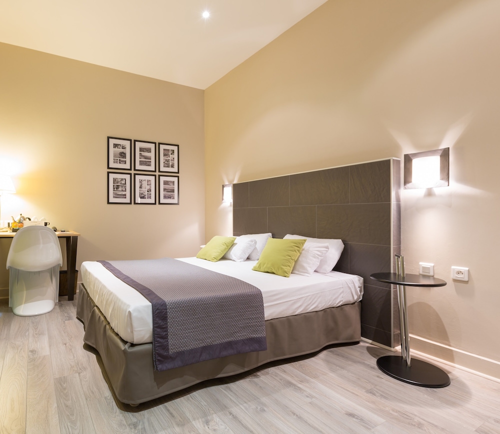 Double room, Courtyard - Photo 1