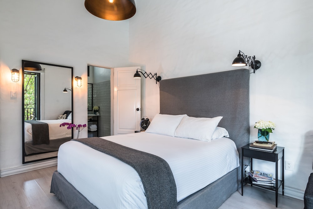 Superior Room, 1 Queen Bed