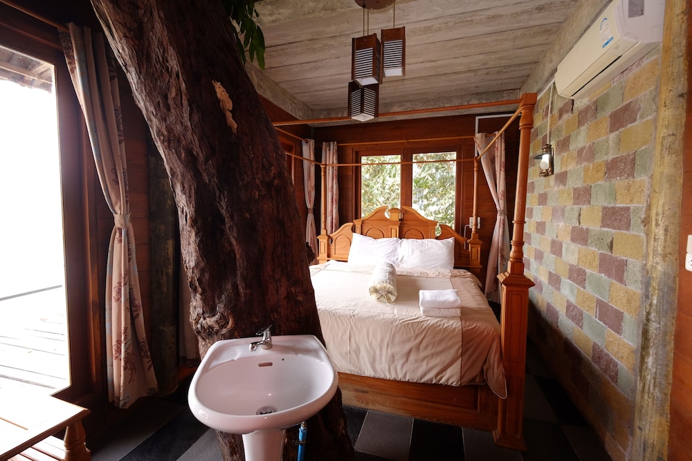 Superior Double Room with River View photo 1
