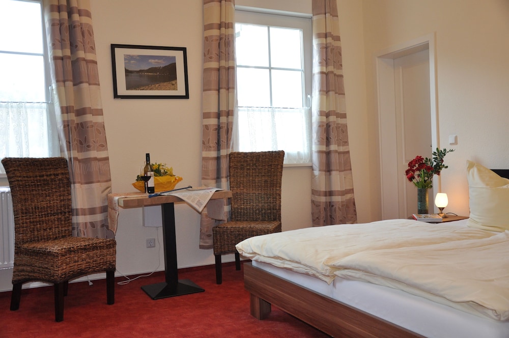 Double Room - Photo 4