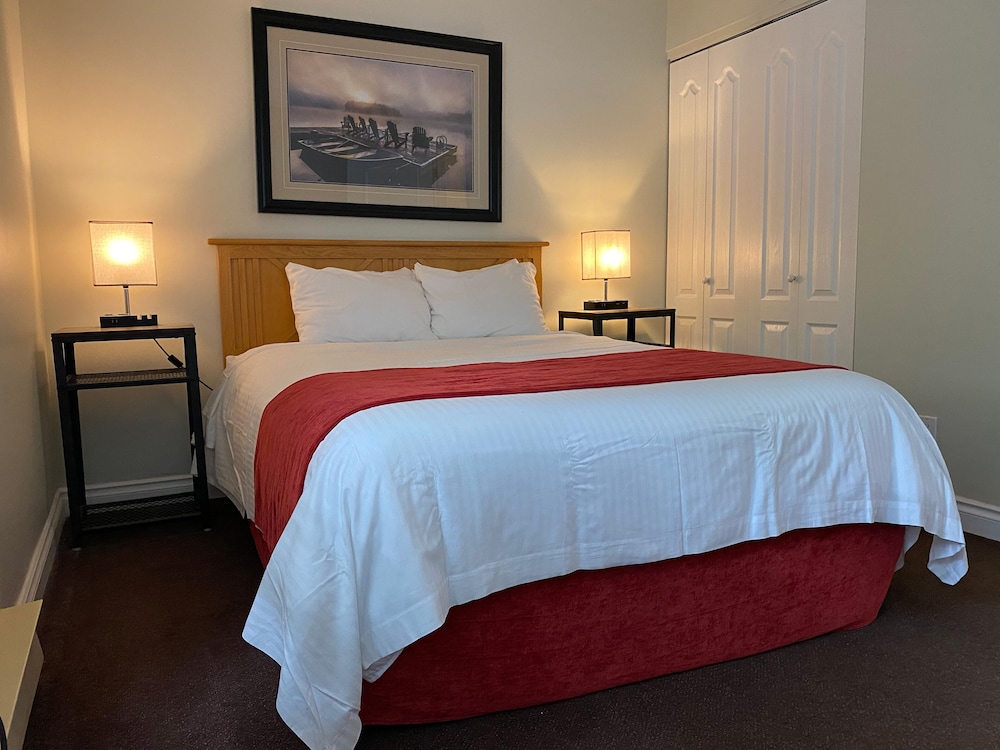 Suite, 1 Double Bed with Sofa bed photo 1