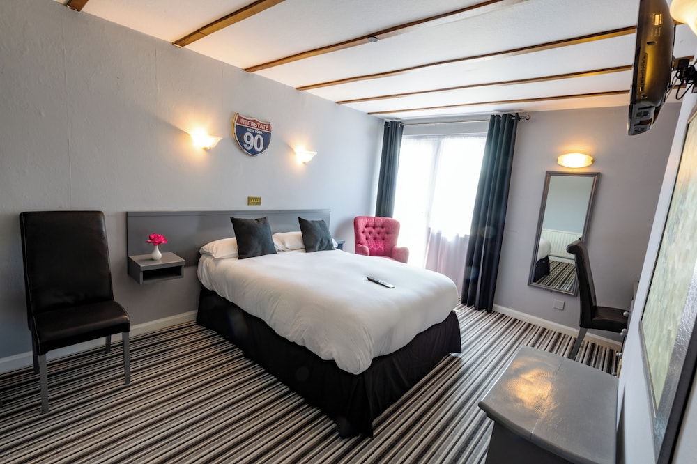 Double Room - Photo 1