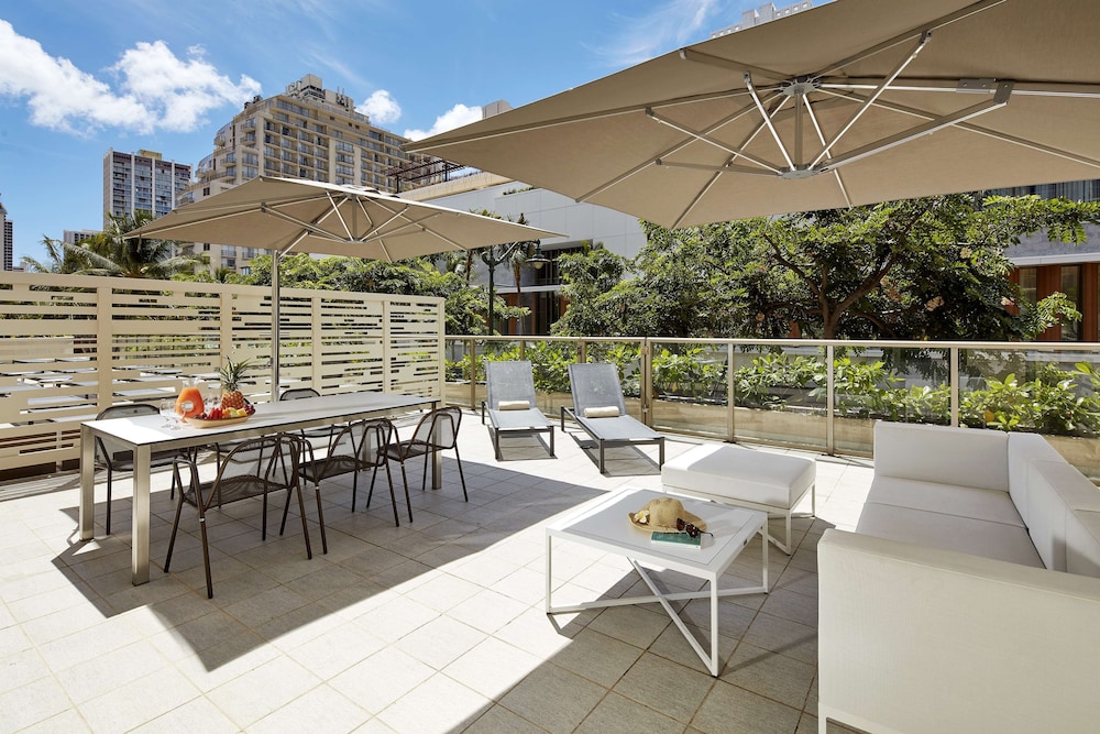 Suite, 1 Bedroom, City View