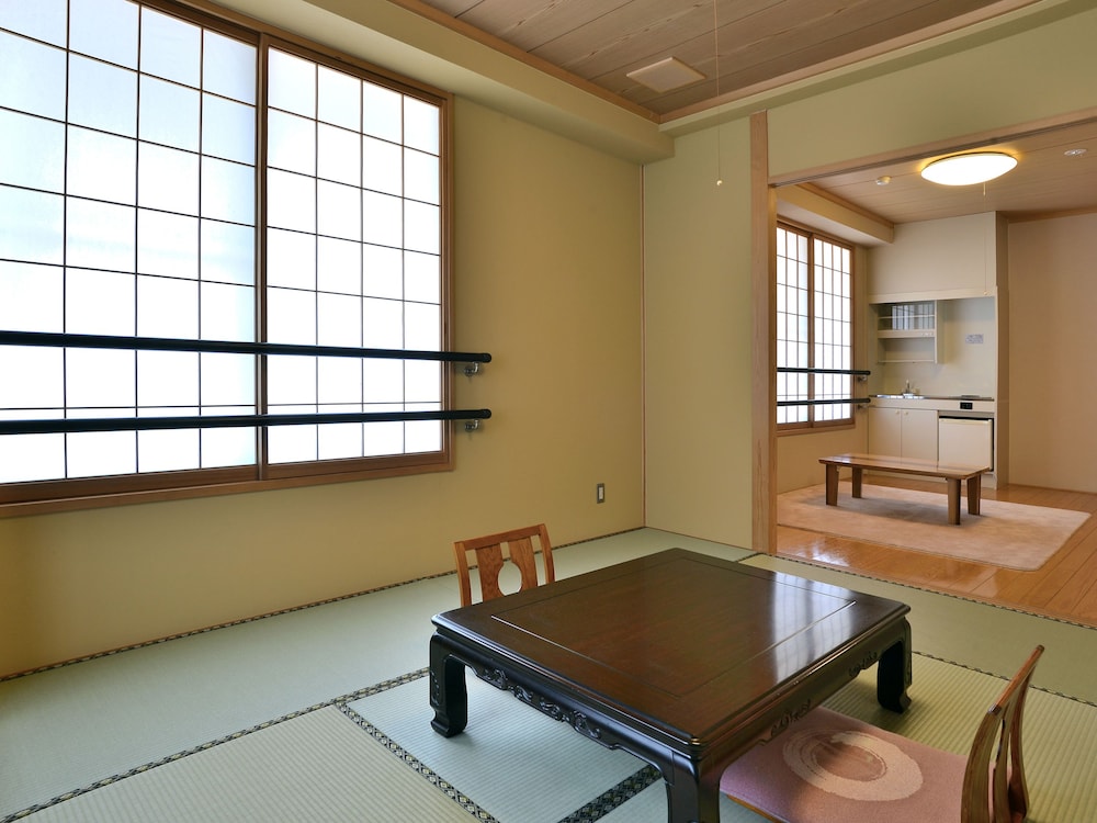 Superior Japanese Style Room, Non Smoking, Shared Bathroom