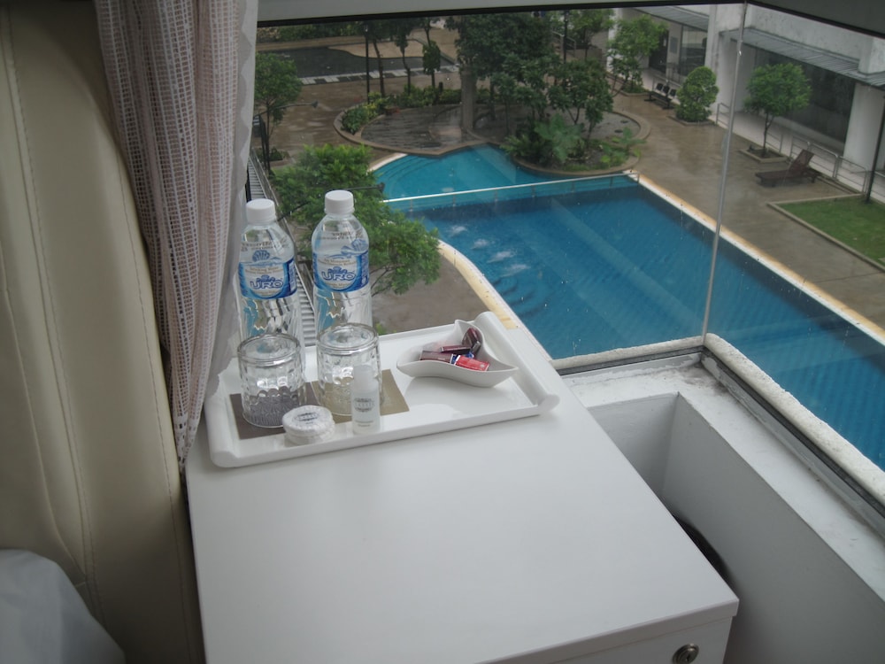 Elite Room, 1 Queen Bed, Non Smoking, Private Bathroom photo 3