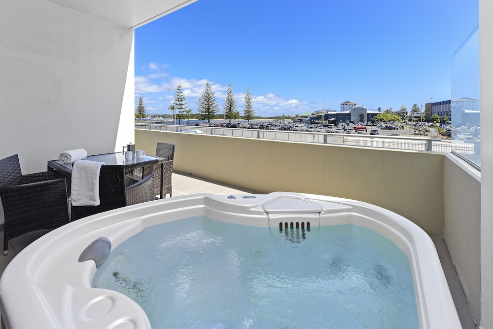 Studio, Jetted Tub (2 Night Stay)