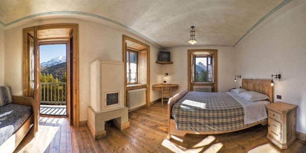 Premier Double or Twin Room, Balcony (New Building)