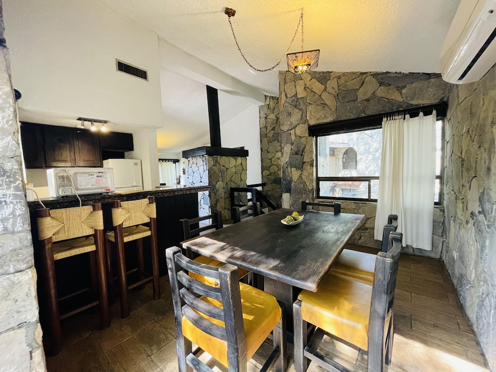 Master Club Cabin photo 2