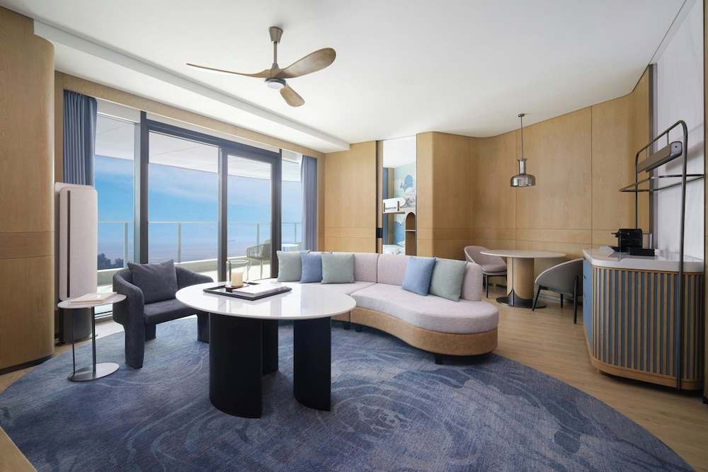Deluxe Suite, 2 Bedrooms, Ocean View photo 2