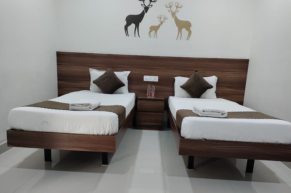 Deluxe Room - Photo 2