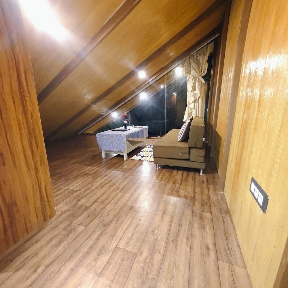 Deluxe Twin Room - Photo 7