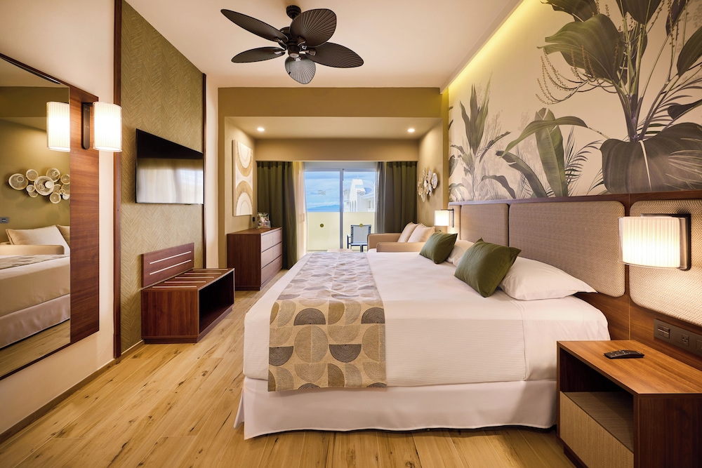 Standard Double Room, Sea View (L)