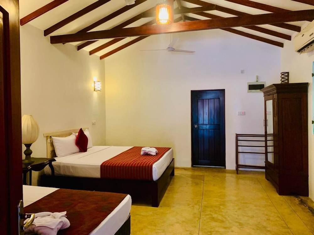 Comfort Quadruple Room