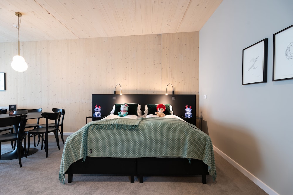 Family Suite - Photo 9
