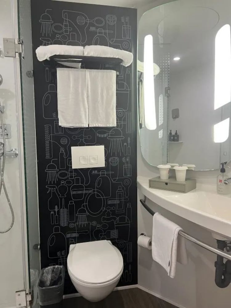 Business Double Room Single Use photo 2