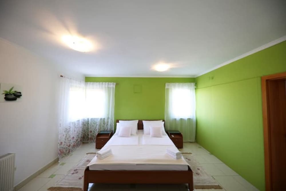 Family House photo 1