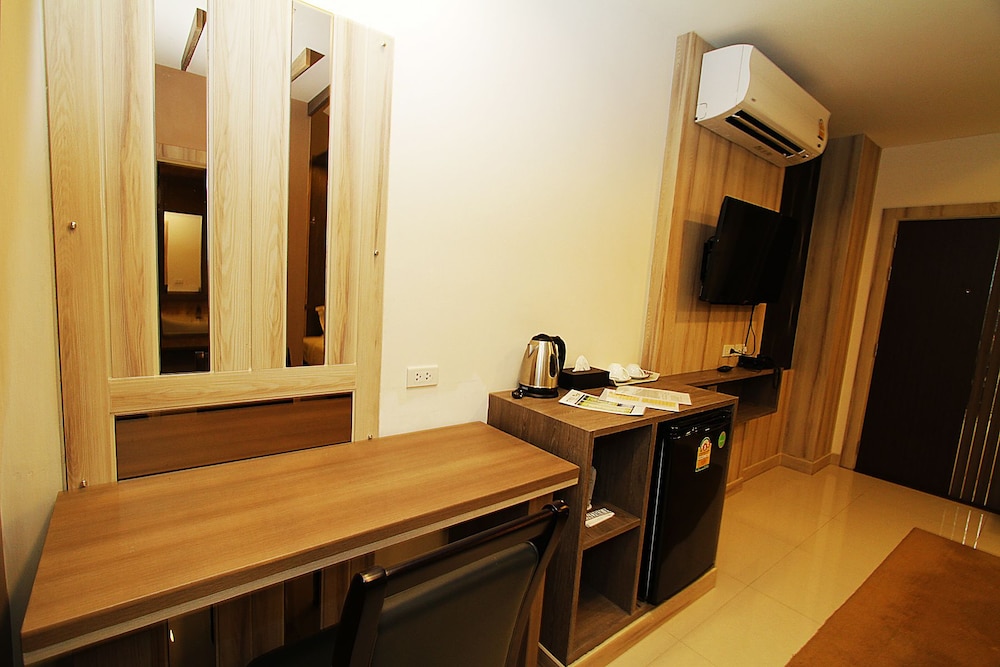 Standard Plus King Room (B-Building) photo 3