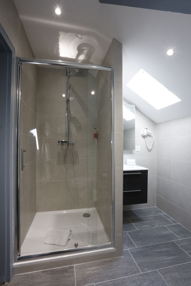Superior Double Room - Photo 8