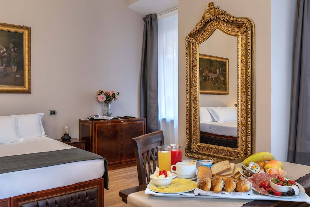 Deluxe Suite photo 1