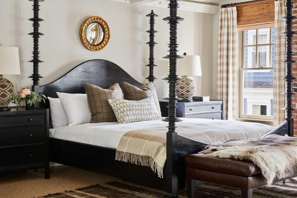Loft, 1 King Bed (Suite)
