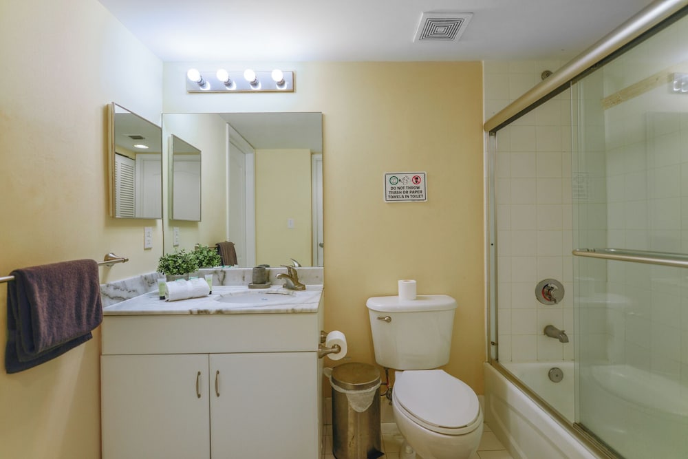 Club Apartment photo 3