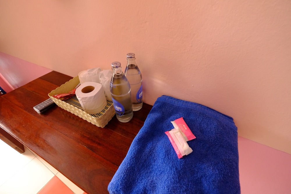 Standard Twin Room With Air-Con photo 3