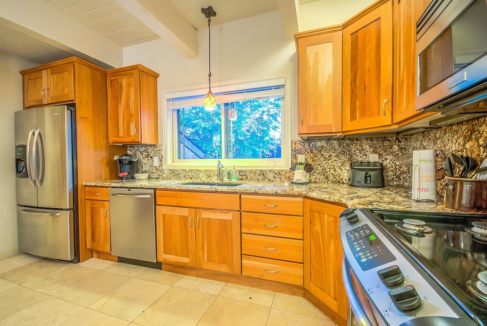 3 Bedroom, 4 Bathroom - 1 photo 3