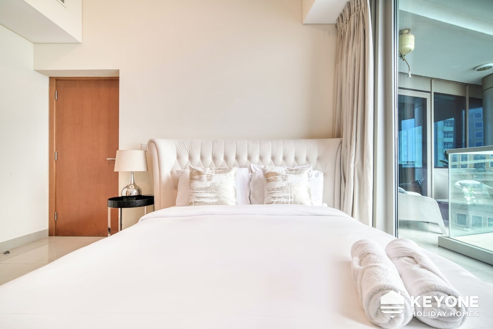 Luxury Apartment photo 2