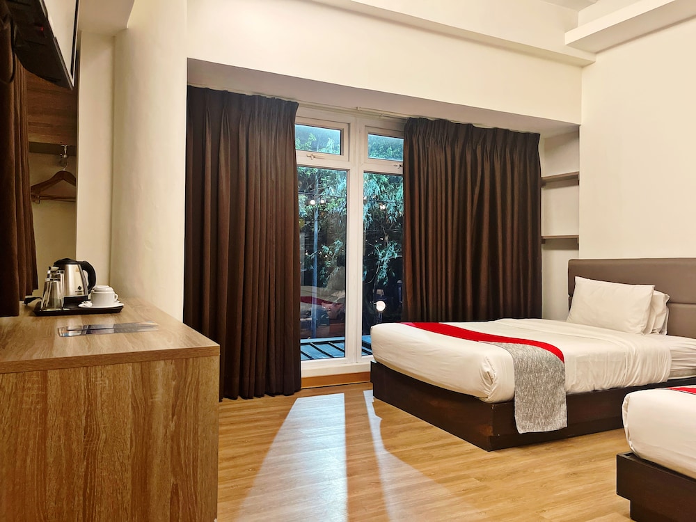 Deluxe Twin Room - Photo 1