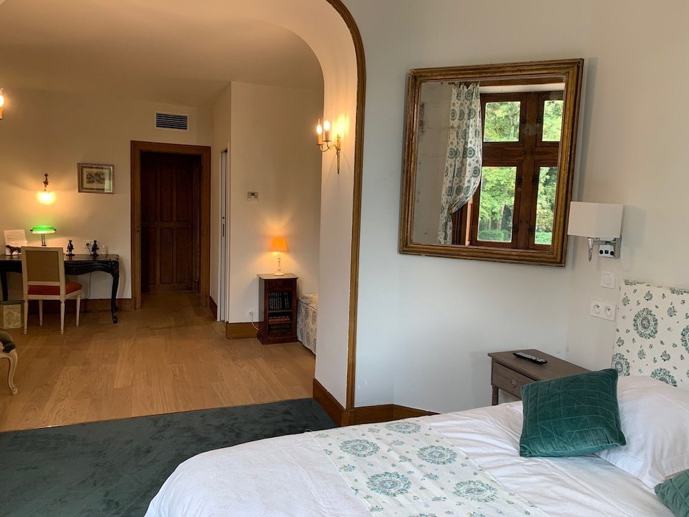 Deluxe Suite, Ensuite, Park View (Chambre des Filles)