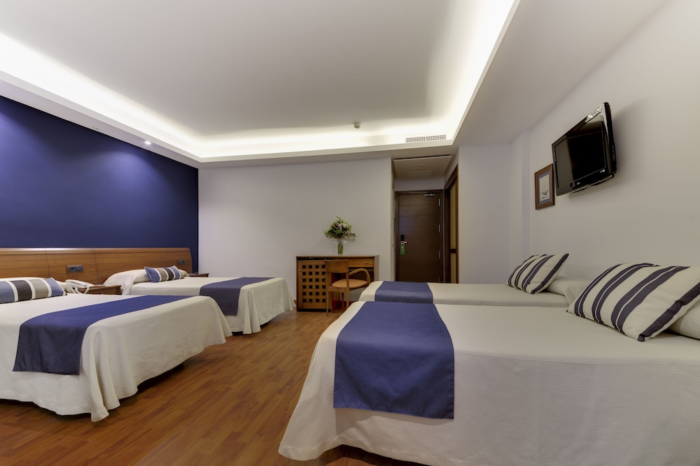 Habitación Familiar (2 Adultos y 2 Niños)
