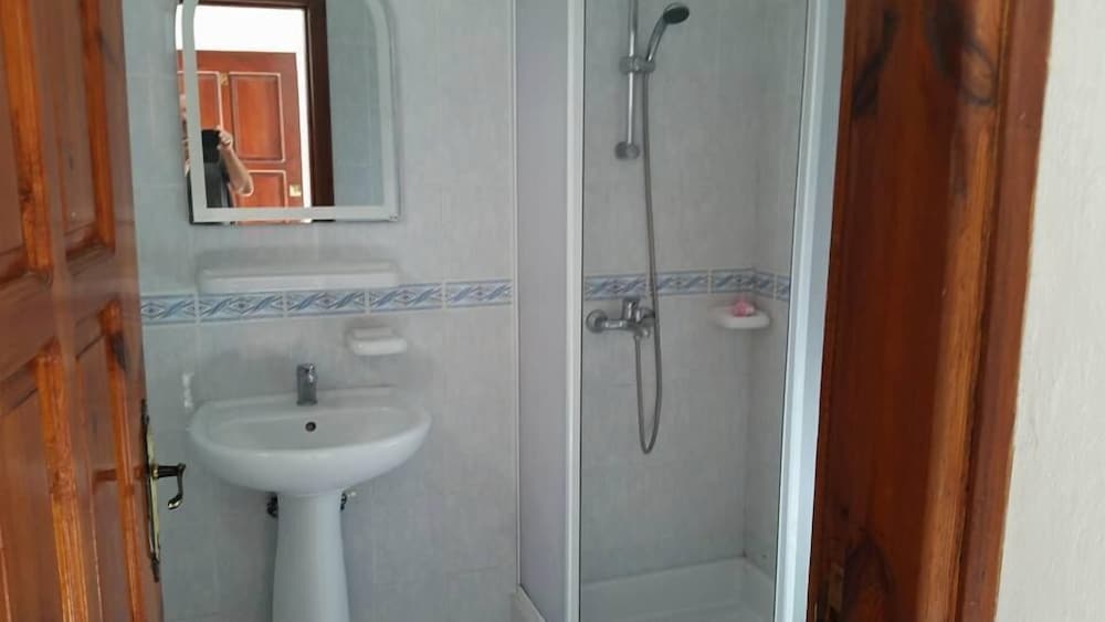 Standard Double Room, Non Smoking photo 3