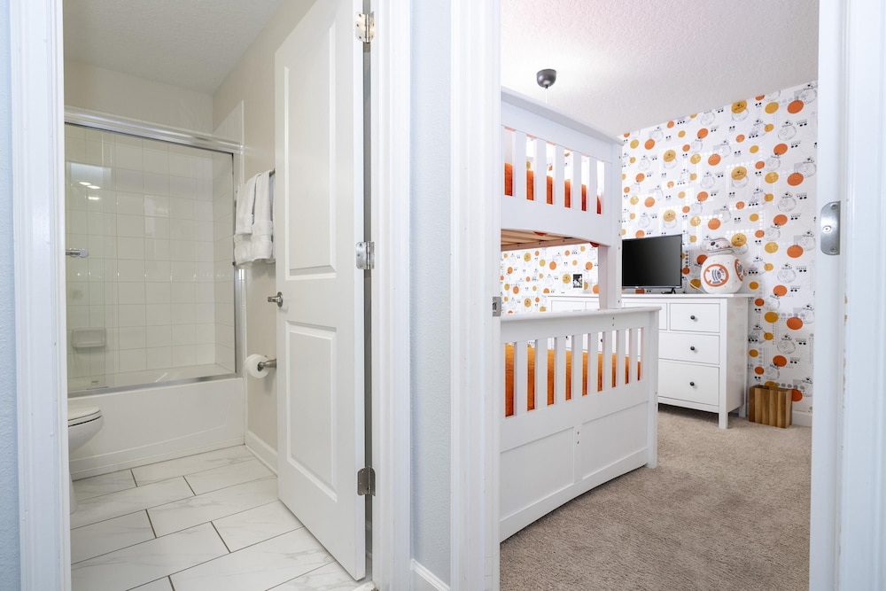 Storey Lake NEW Game Room Private Pool Free Water Park Shuttle, 사진 46