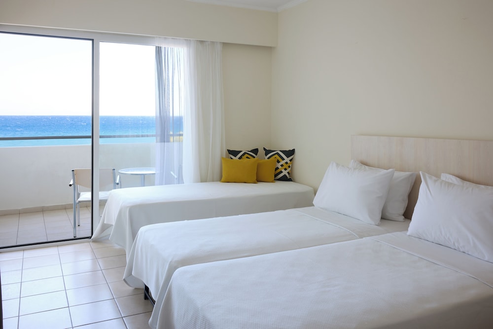Family Comfort Room Sea View