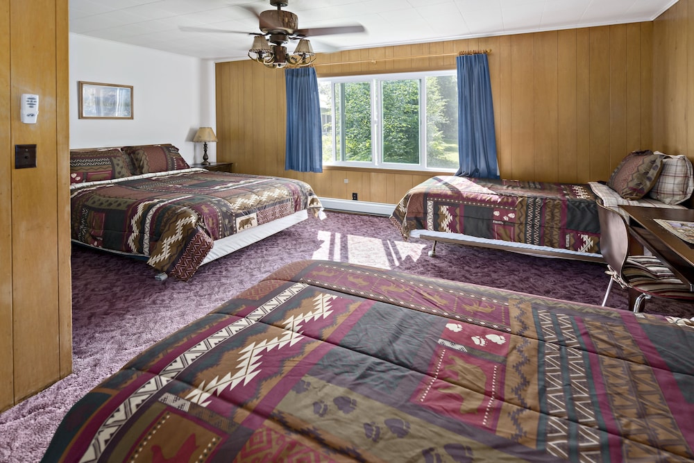 Family Quadruple Room photo 1