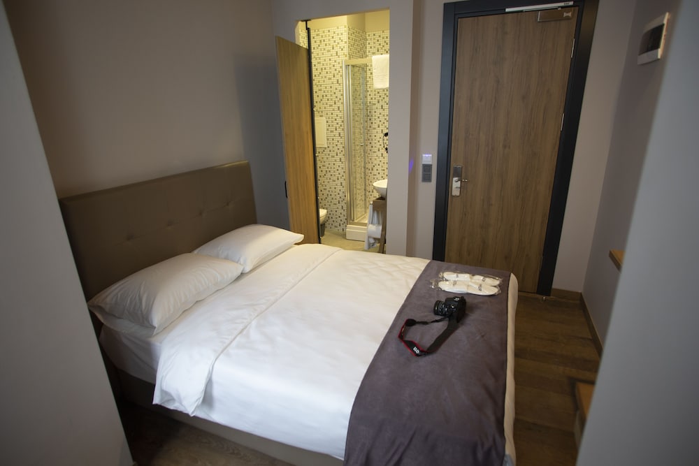 Standard Double Room photo 1