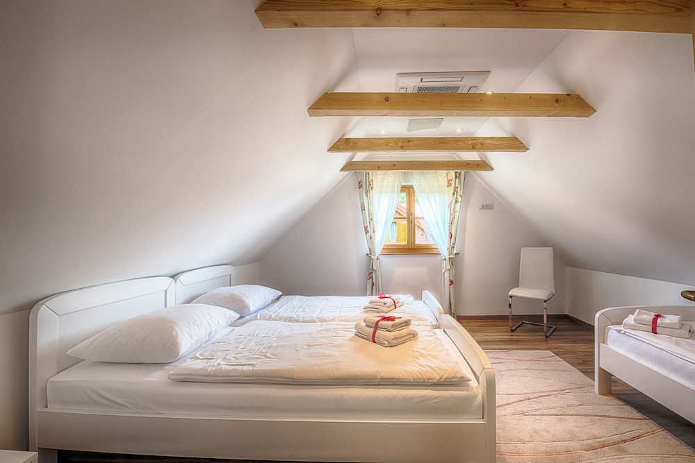Triple Room photo 3