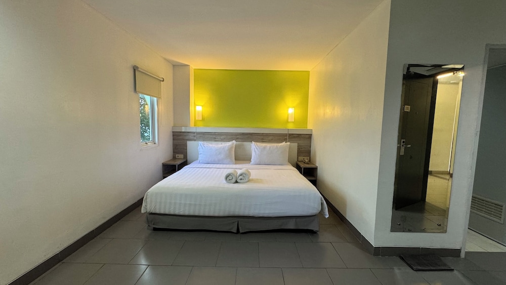 Deluxe Double Room photo 2