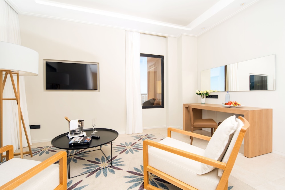Junior Suite, Sea View (3 adults ) Junior Suite, Sea View (3 adults )